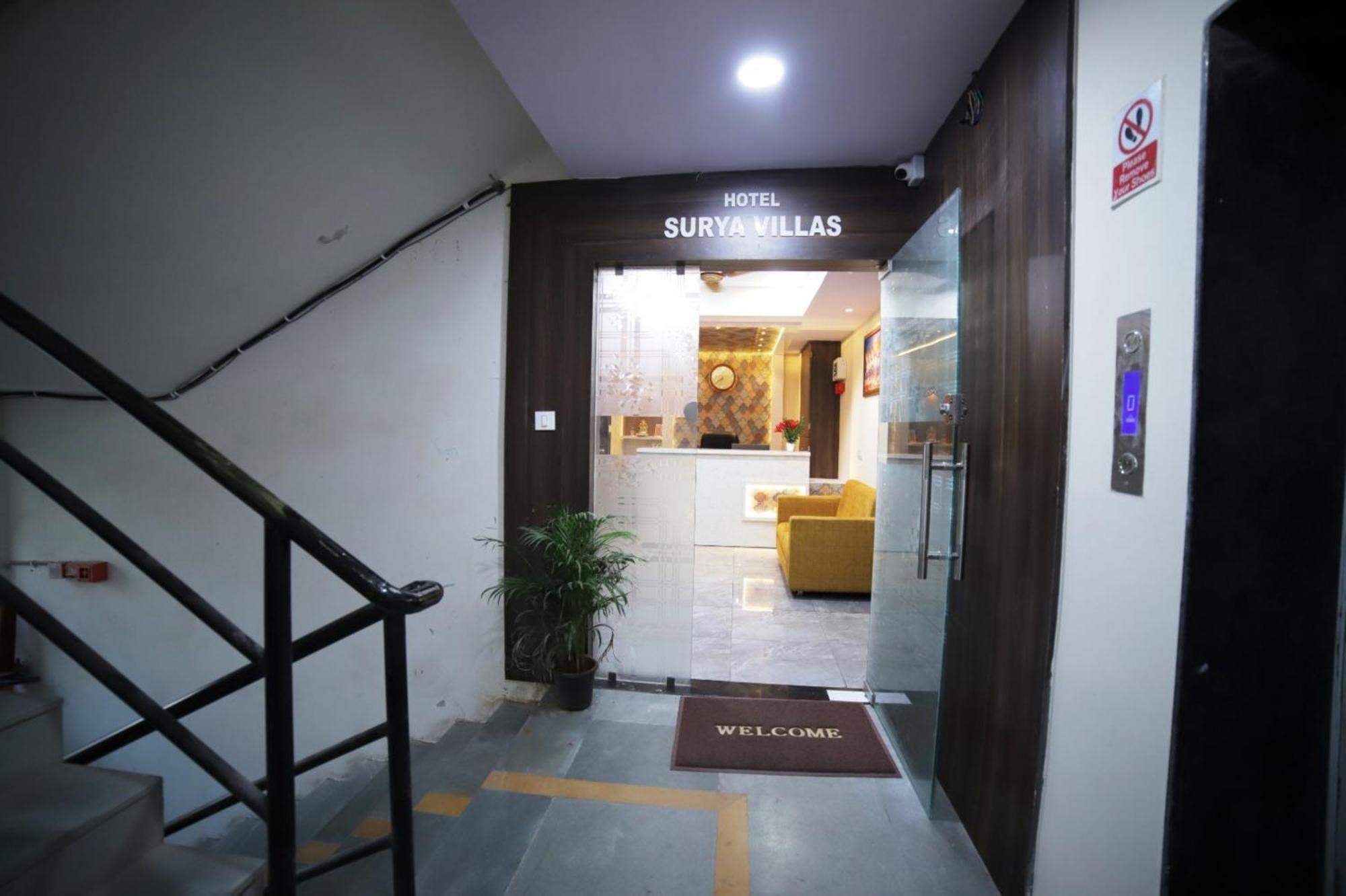 Hotel Surya Villa Ахмедабад Экстерьер фото